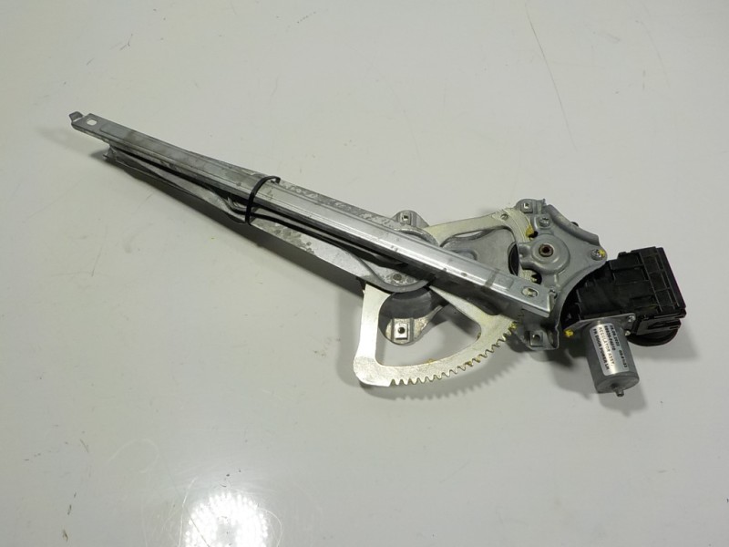 Recambio de elevalunas delantero izquierdo para toyota c-hr hybrid dynamic referencia OEM IAM 69820F4010 8572010100 