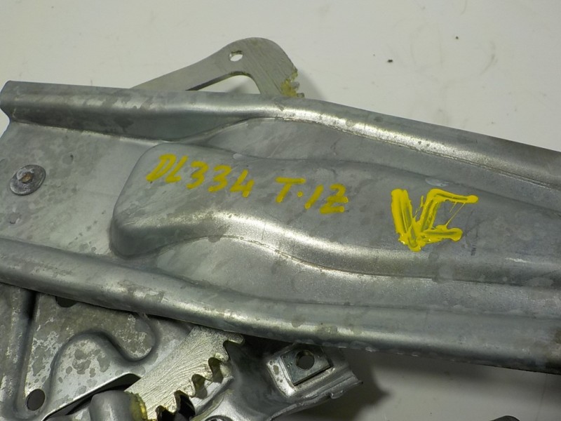 Recambio de elevalunas trasero izquierdo para toyota c-hr hybrid dynamic referencia OEM IAM 69820F4010 8571010120 