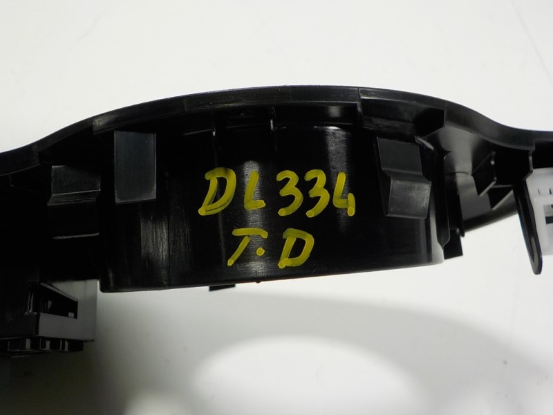 Recambio de mando elevalunas trasero derecho para toyota c-hr hybrid dynamic referencia OEM IAM 8481002240 3541H271D 