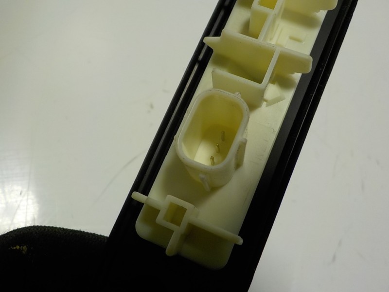 Recambio de maneta porton para toyota c-hr hybrid dynamic referencia OEM IAM 69321F4010 2391K27 