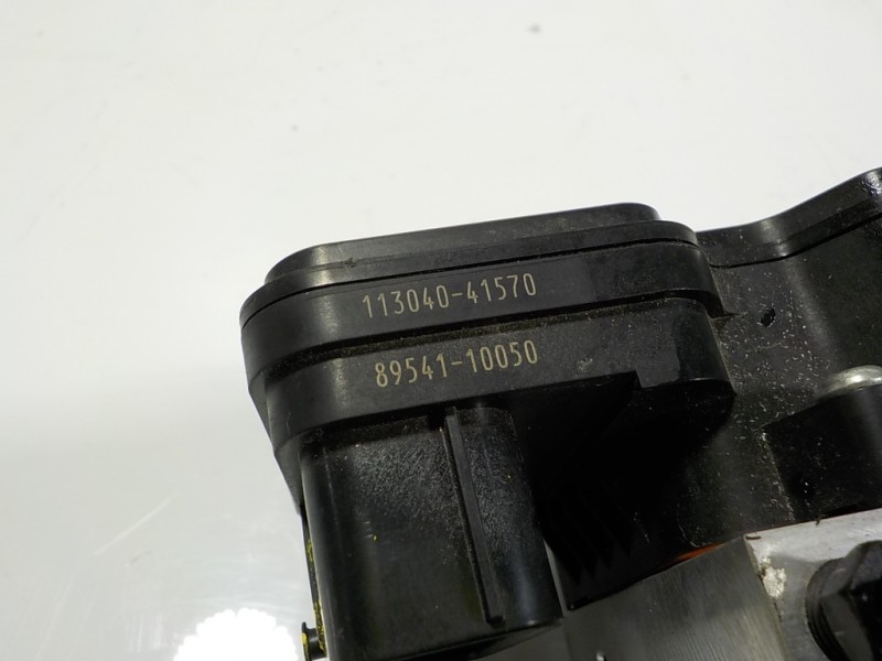 Recambio de abs para toyota c-hr hybrid dynamic referencia OEM IAM 4707012030 8954110050 