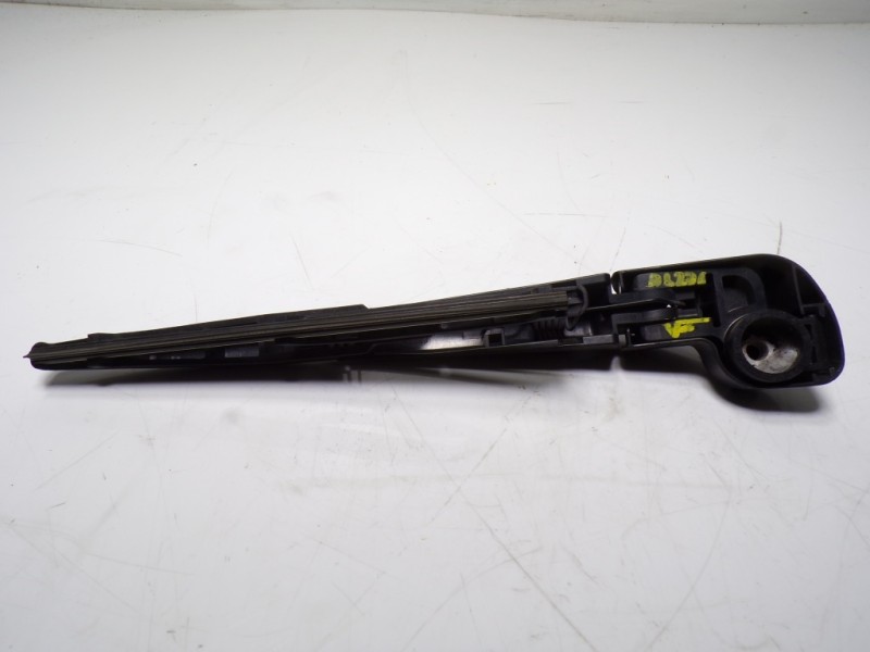 Recambio de brazo limpia trasero para lexus ct 1.8 16v cat (híbrido) referencia OEM IAM 8524152140  