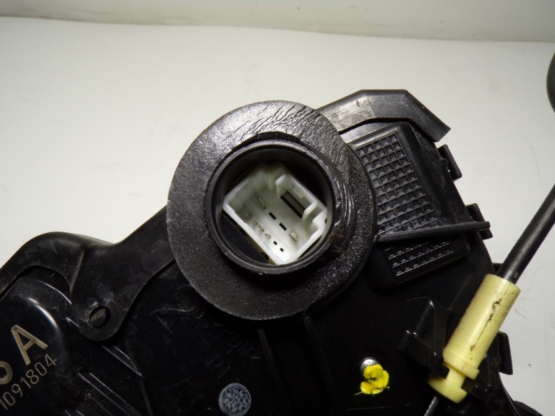 Recambio de cerradura puerta delantera izquierda para lexus ct 1.8 16v cat (híbrido) referencia OEM IAM 6904042241 1091804 
