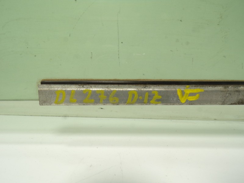 Recambio de cristal puerta delantero izquierdo para lexus ct 1.8 16v cat (híbrido) referencia OEM IAM 6810276010  