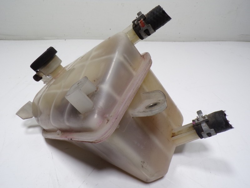 Recambio de deposito expansion para lexus ct 1.8 16v cat (híbrido) referencia OEM IAM 1648028080 1648028080 