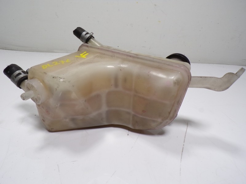 Recambio de deposito expansion para lexus ct 1.8 16v cat (híbrido) referencia OEM IAM 1648028080 1648028080 