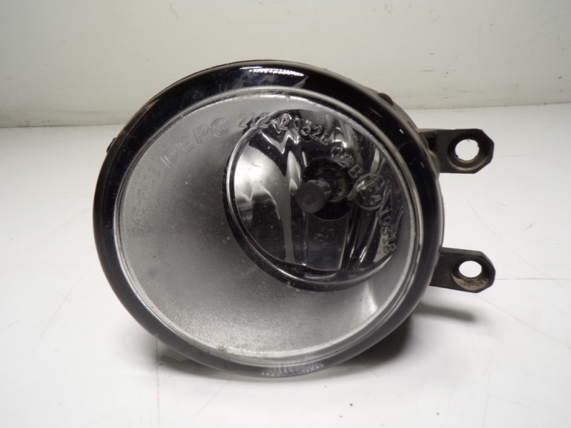 Recambio de faro antiniebla izquierdo para lexus ct 1.8 16v cat (híbrido) referencia OEM IAM 812200W040 03856802 