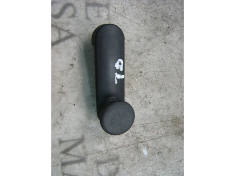 Recambio de maneta elevalunas trasera derecha para opel astra h berlina enjoy referencia OEM IAM   