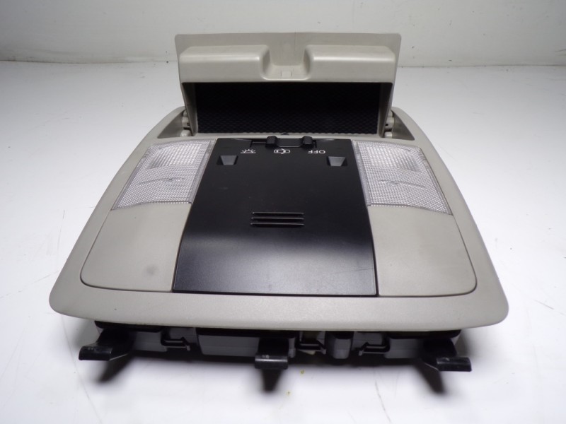 Recambio de piloto interior para lexus ct 1.8 16v cat (híbrido) referencia OEM IAM 8126076030B0 1D111140G 