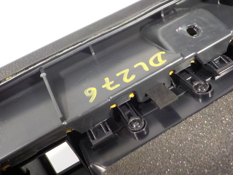 Recambio de salpicadero para lexus ct 1.8 16v cat (híbrido) referencia OEM IAM 5530276010C0  7396076010