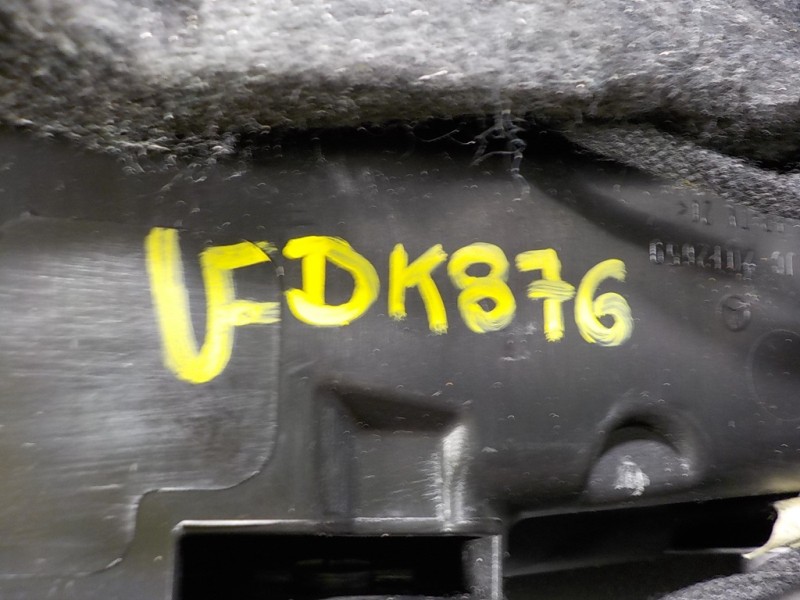 Recambio de guantera para mercedes-benz clase b (w246) 1.5 cdi cat referencia OEM IAM A24668081017H52 2012659 