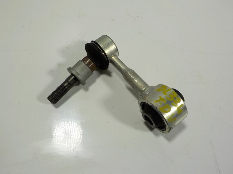 Recambio de tirante trasero derecho para toyota c-hr hybrid dynamic referencia OEM IAM 4883047010  