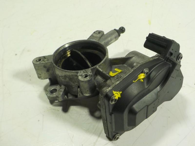 Recambio de caja mariposa para opel insignia berlina cosmo referencia OEM IAM  55564164 