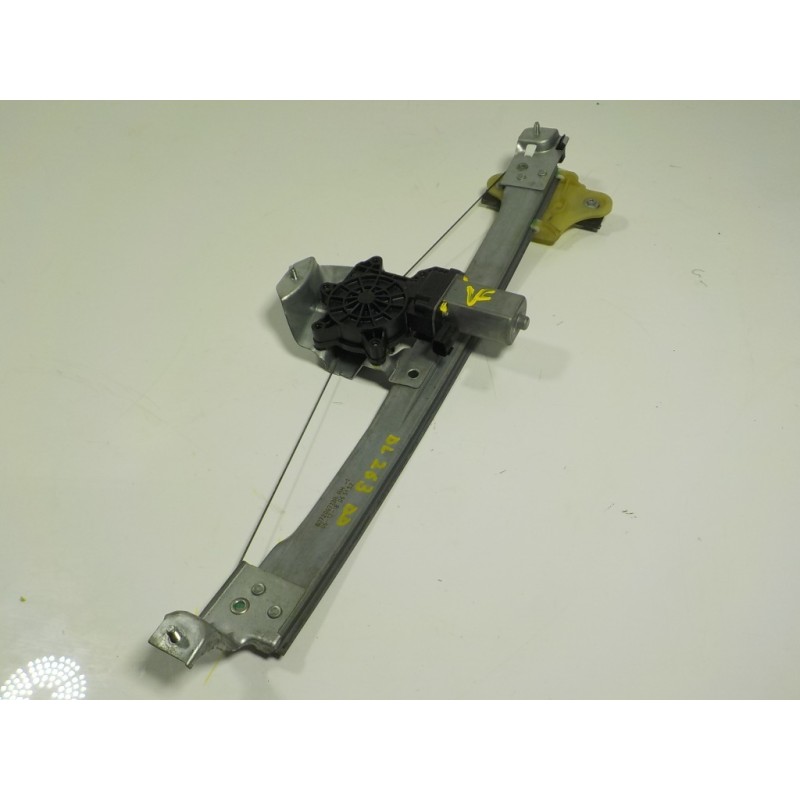 Recambio de elevalunas delantero derecho para renault captur 1.3 tce referencia OEM IAM 807200713R 807200713R 