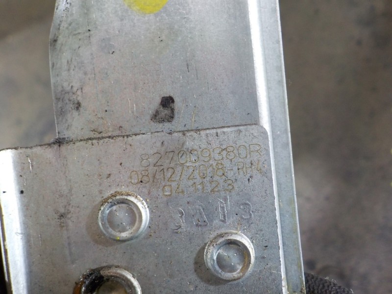 Recambio de elevalunas trasero derecho para renault captur 1.3 tce referencia OEM IAM 827009380R 827009380R 