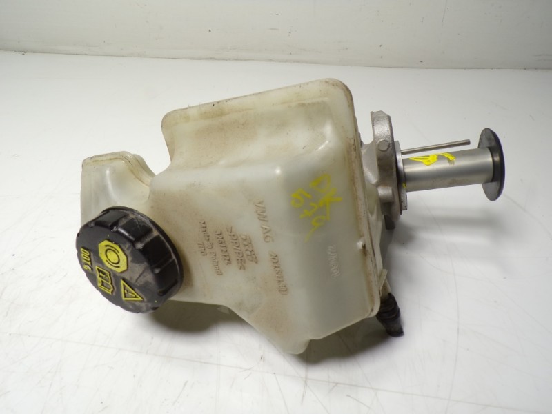 Recambio de bomba freno para seat ibiza (kj1) 1.0 tsi referencia OEM IAM 2Q1611019 2Q1611301 2Q1611301A