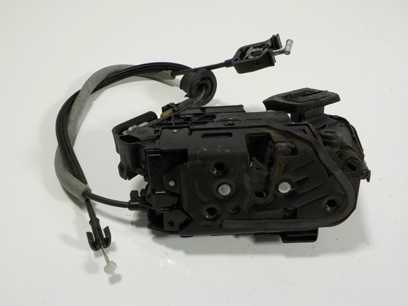 Recambio de cerradura puerta trasera derecha para seat ibiza (kj1) 1.0 tsi referencia OEM IAM 5TA839016E A6E5TA839016E 
