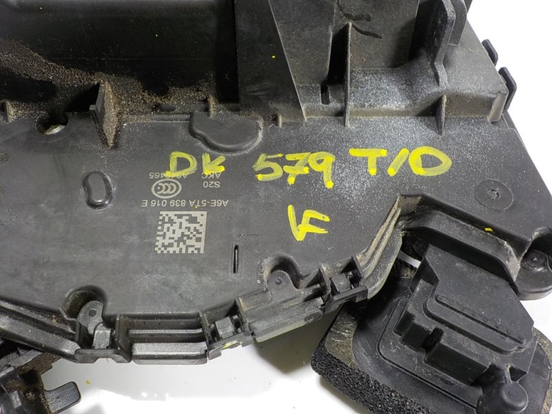 Recambio de cerradura puerta trasera derecha para seat ibiza (kj1) 1.0 tsi referencia OEM IAM 5TA839016E A6E5TA839016E 