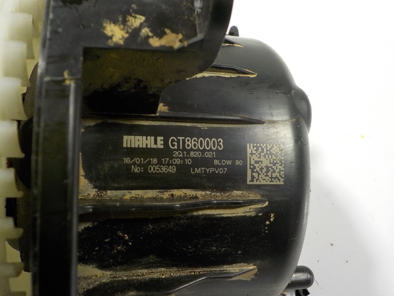 Recambio de motor calefaccion para seat ibiza (kj1) 1.0 tsi referencia OEM IAM 2Q1820021 2Q1820021 