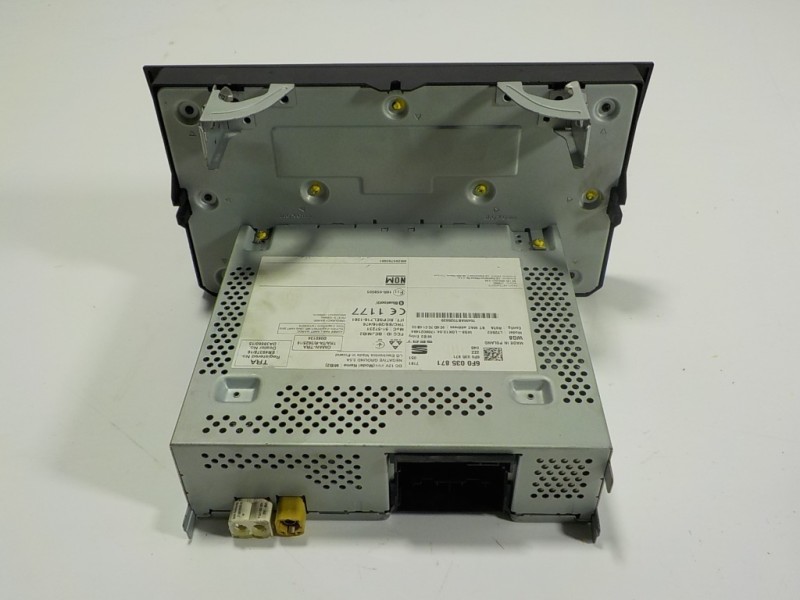 Recambio de sistema audio / radio cd para seat ibiza (kj1) 1.0 tsi referencia OEM IAM 6F00358712ZZ 6F0035871 