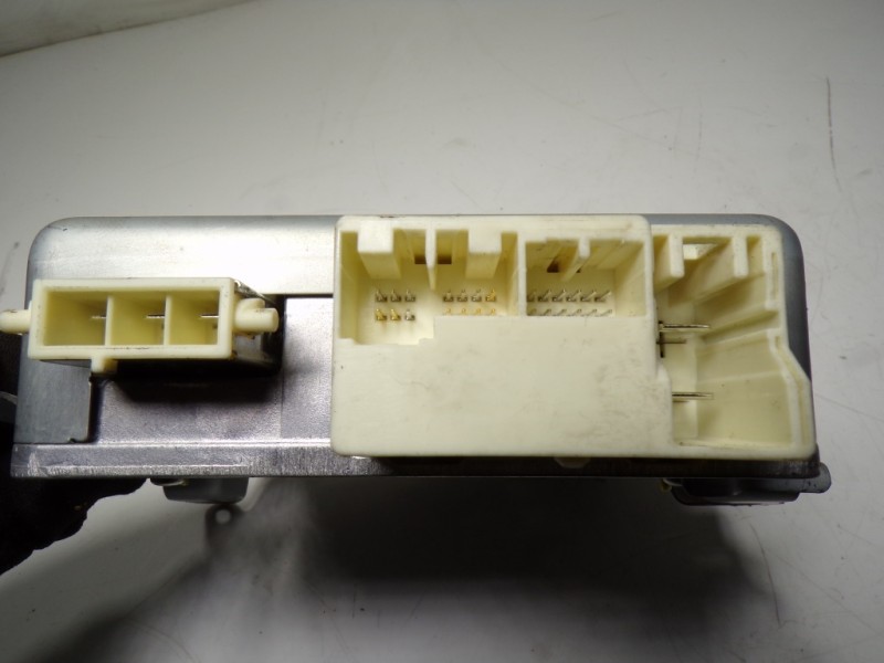 Recambio de modulo electronico para lexus ct 1.8 16v cat (híbrido) referencia OEM IAM 8965076050 8965076050 