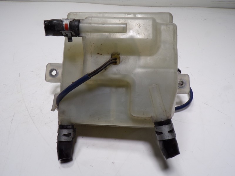 Recambio de deposito servo para lexus ct 1.8 16v cat (híbrido) referencia OEM IAM 4722076010  