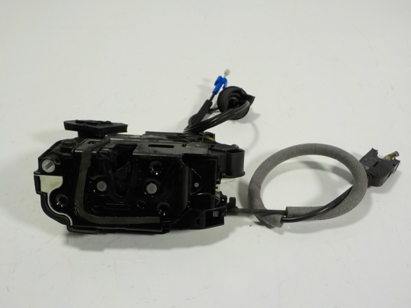 Recambio de cerradura puerta trasera izquierda para seat leon (5f1) style referencia OEM IAM 5K4839015Q 15E5K4839015Q 