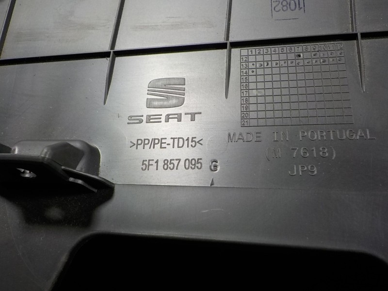 Recambio de guantera para seat leon (5f1) style referencia OEM IAM 5F1857095GVS9 5F1857095 