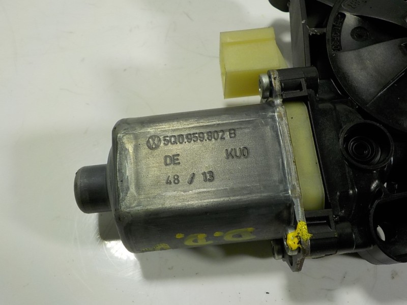 Recambio de motor elevalunas delantero derecho para seat leon (5f1) style referencia OEM IAM 5Q0959802B 5Q0959802B 