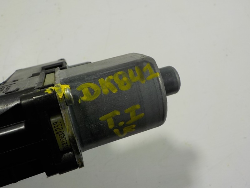 Recambio de motor elevalunas trasero izquierdo para seat leon (5f1) style referencia OEM IAM 5Q0959811A 5Q0959811A 