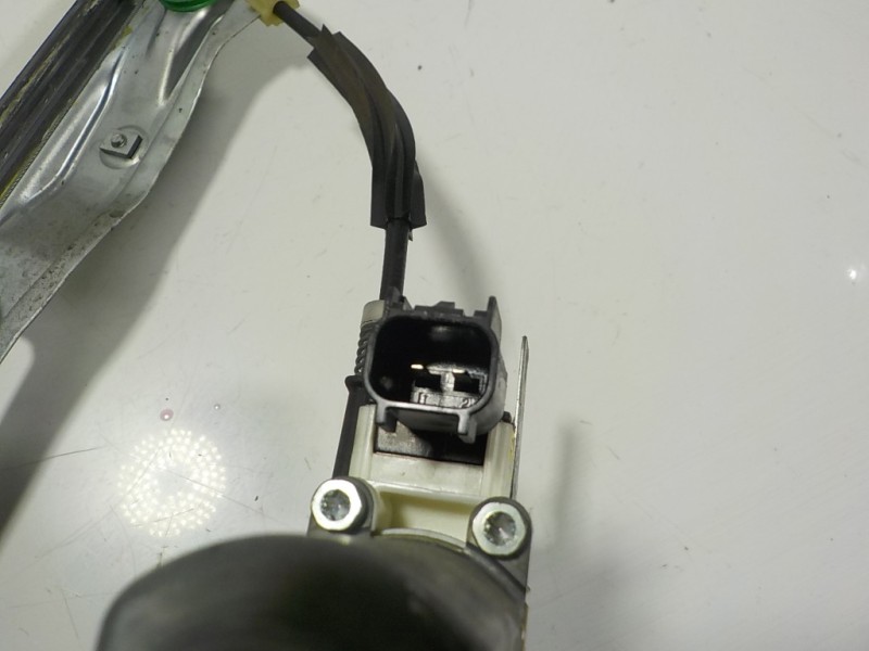 Recambio de elevalunas delantero derecho para ford transit courier 1.5 tdci cat referencia OEM IAM 2009280 ET76A23200CC 