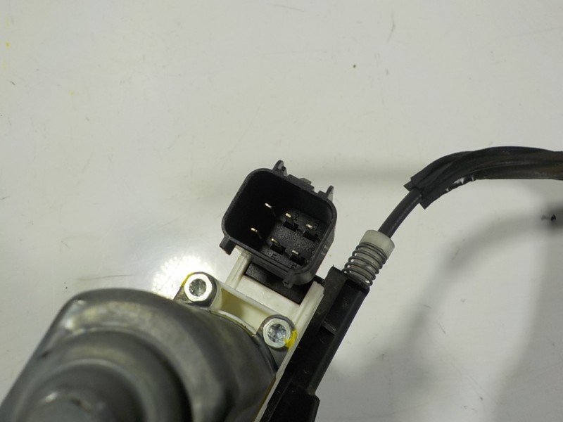 Recambio de elevalunas delantero izquierdo para ford transit courier 1.5 tdci cat referencia OEM IAM 1880116 ET76A23201BC 