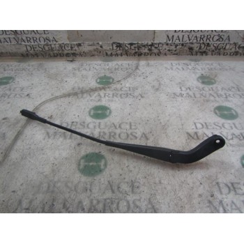BRAZO LIMPIA DELANTERO DERECHO A1698200244 