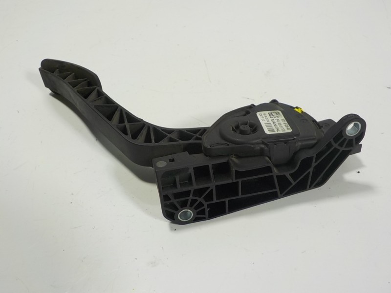 Recambio de potenciometro pedal para ford transit courier 1.5 tdci cat referencia OEM IAM 1708164 8V219F836AB 