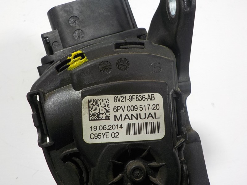 Recambio de potenciometro pedal para ford transit courier 1.5 tdci cat referencia OEM IAM 1708164 8V219F836AB 