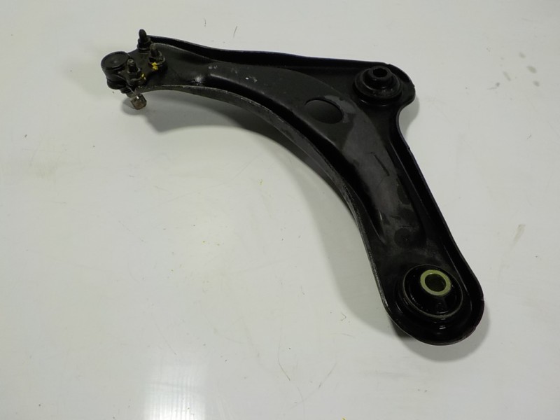 Recambio de brazo suspension inferior delantero derecho para citroën c4 cactus 1.5 blue-hdi fap referencia OEM IAM 3521S9  