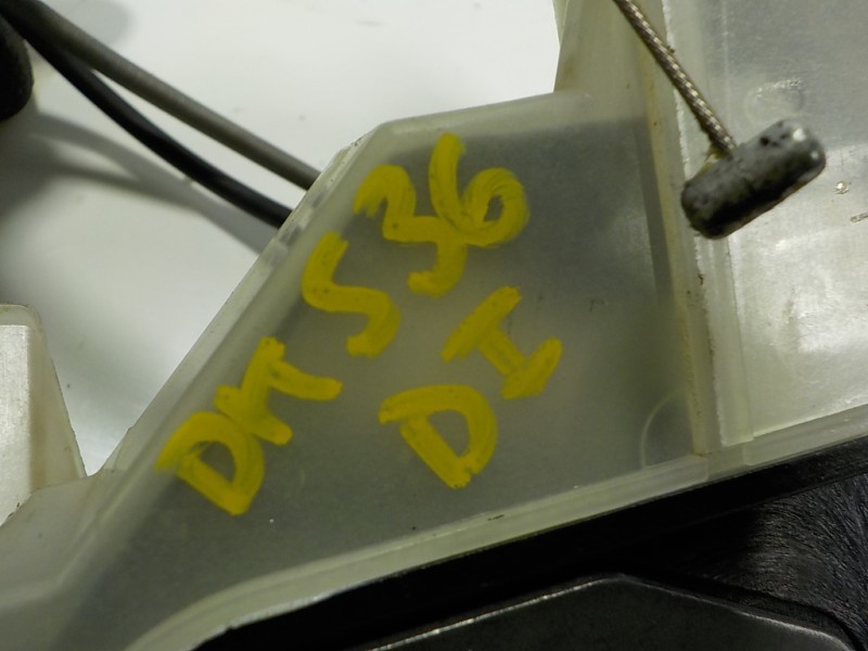 Recambio de cerradura puerta delantera izquierda para citroën c4 cactus 1.5 blue-hdi fap referencia OEM IAM 9819038580 190385 