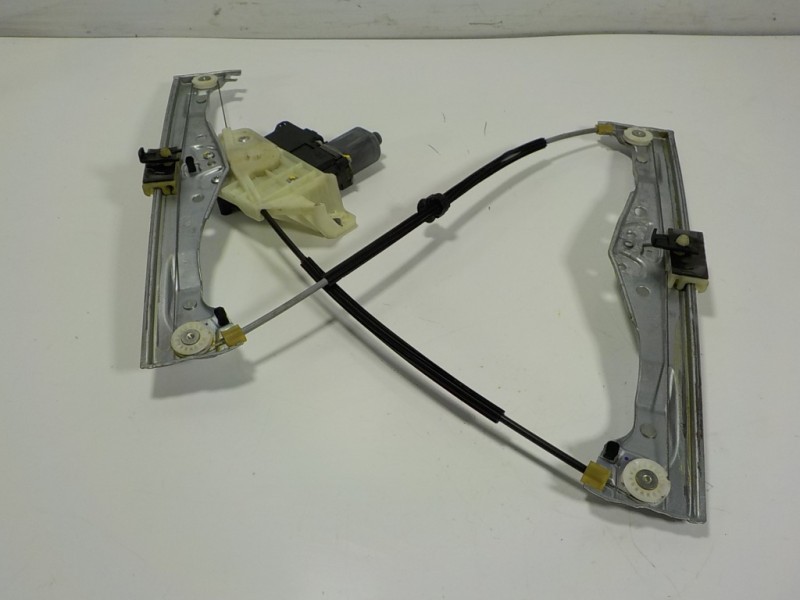 Recambio de elevalunas delantero derecho para citroën c4 cactus 1.5 blue-hdi fap referencia OEM IAM 9833196080 9832873680 