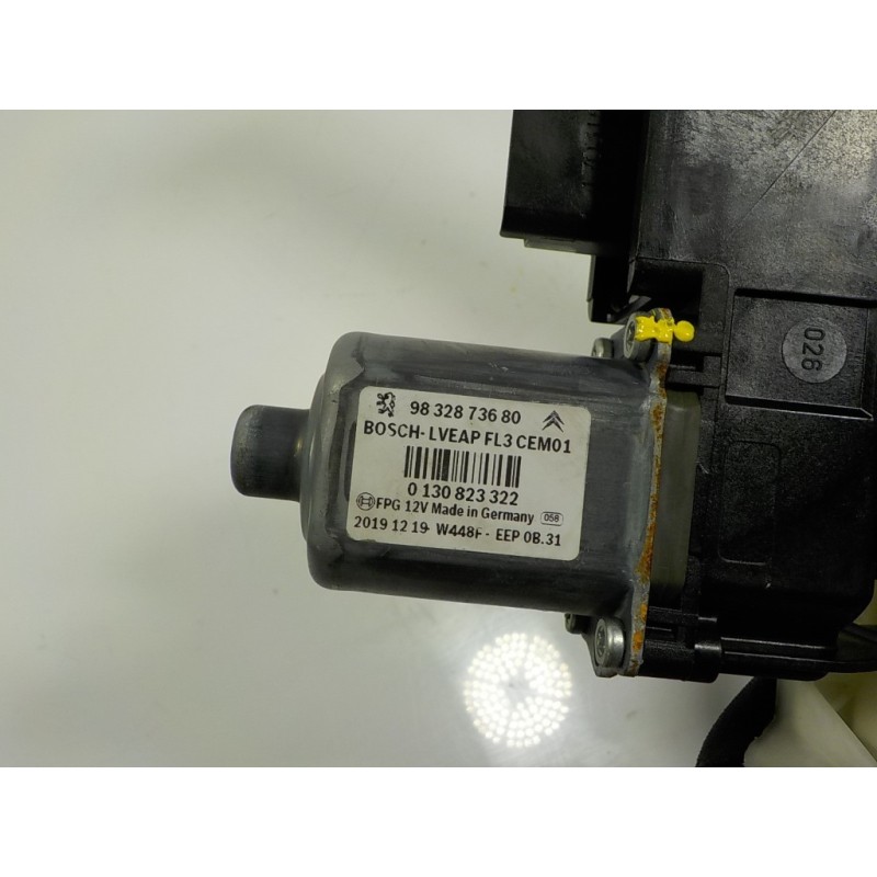 Recambio de elevalunas delantero derecho para citroën c4 cactus 1.5 blue-hdi fap referencia OEM IAM 9833196080 9832873680 