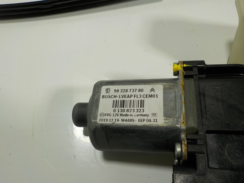 Recambio de elevalunas delantero izquierdo para citroën c4 cactus 1.5 blue-hdi fap referencia OEM IAM 9833196280 9832873780 