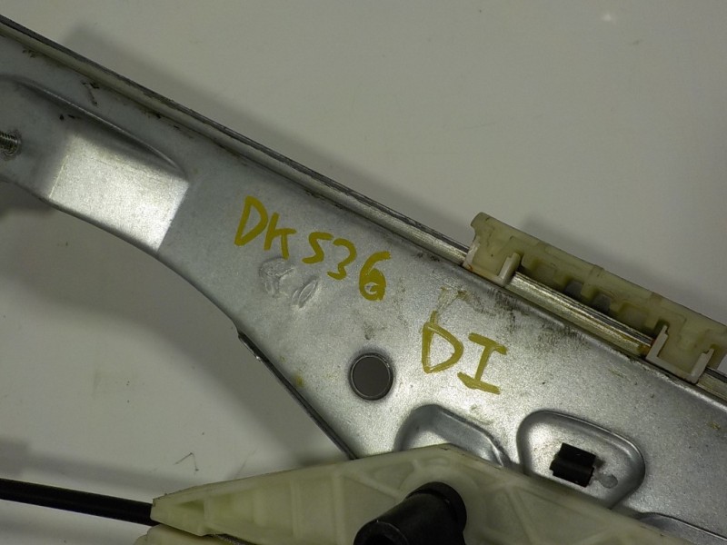 Recambio de elevalunas delantero izquierdo para citroën c4 cactus 1.5 blue-hdi fap referencia OEM IAM 9833196280 9832873780 