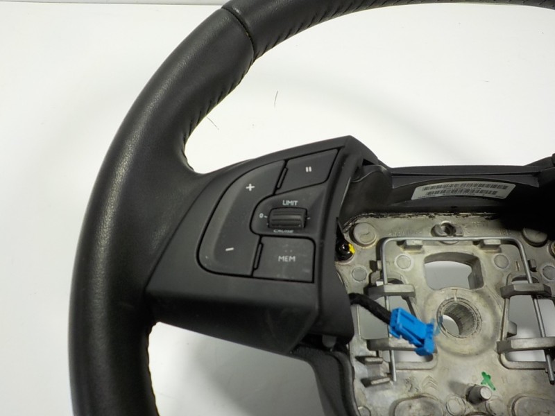 Recambio de volante para citroën c4 cactus 1.5 blue-hdi fap referencia OEM IAM 98303131ZD 98304405ZD 