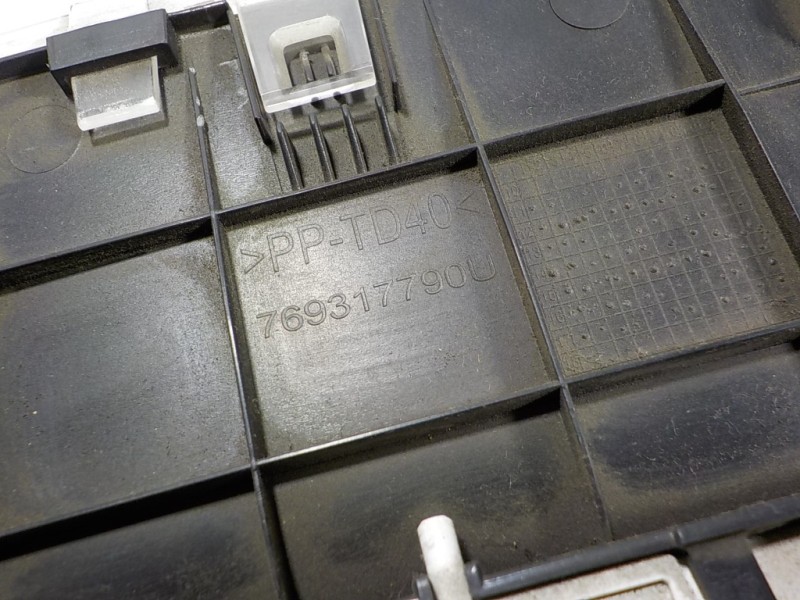 Recambio de cuadro instrumentos para peugeot 2008 (--.2013) 1.6 blue-hdi fap referencia OEM IAM 9805406680 769317790U 