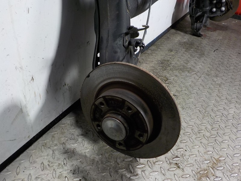 Recambio de puente trasero para renault megane iii berlina 5 p 1.5 dci diesel fap referencia OEM IAM   