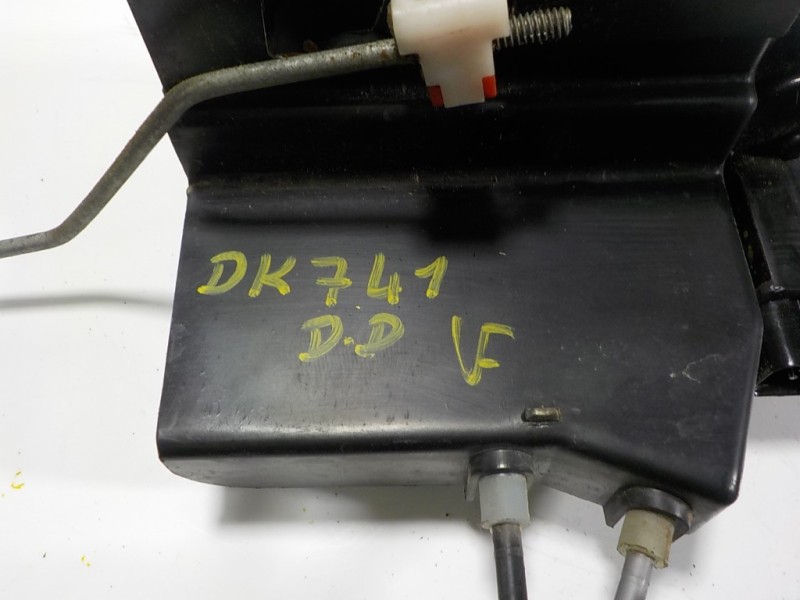 Recambio de cerradura puerta delantera derecha para ssangyong rodius 2.7 turbodiesel cat referencia OEM IAM 7122021004  