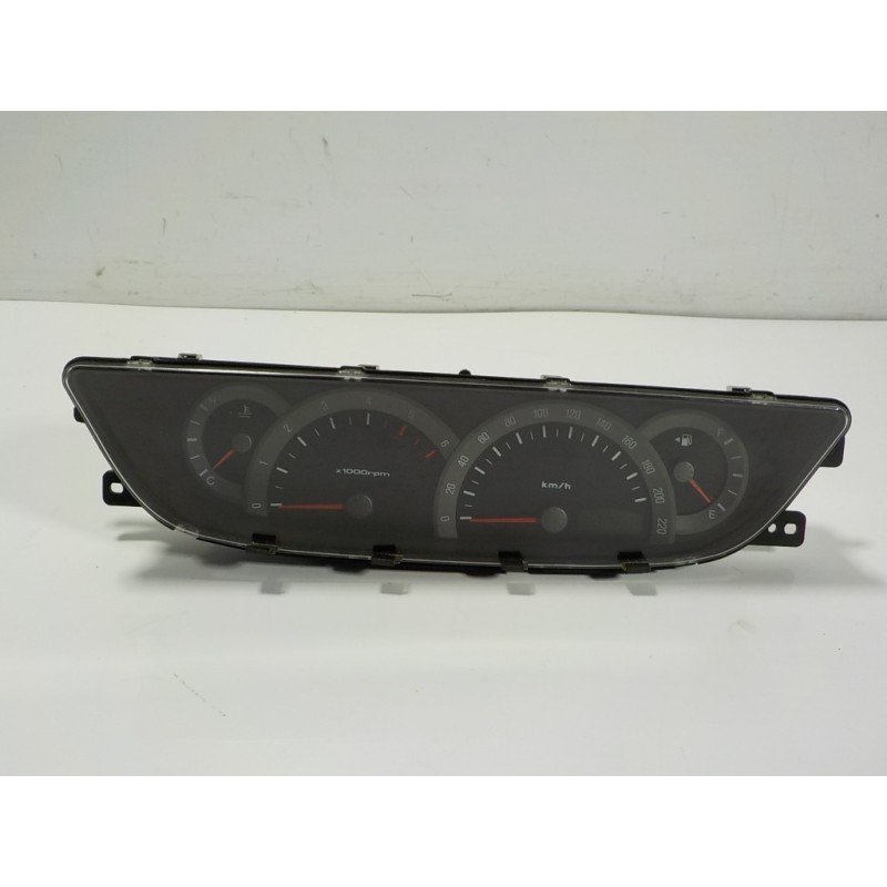 Recambio de cuadro instrumentos para ssangyong rodius 2.7 turbodiesel cat referencia OEM IAM 8020021103 8020021102 