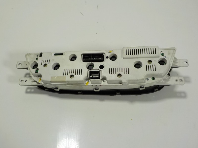Recambio de cuadro instrumentos para ssangyong rodius 2.7 turbodiesel cat referencia OEM IAM 8020021103 8020021102 