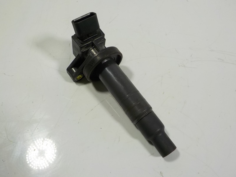 Recambio de bobina para toyota yaris 1.0 cat referencia OEM IAM 90919W2001 90919W2001 
