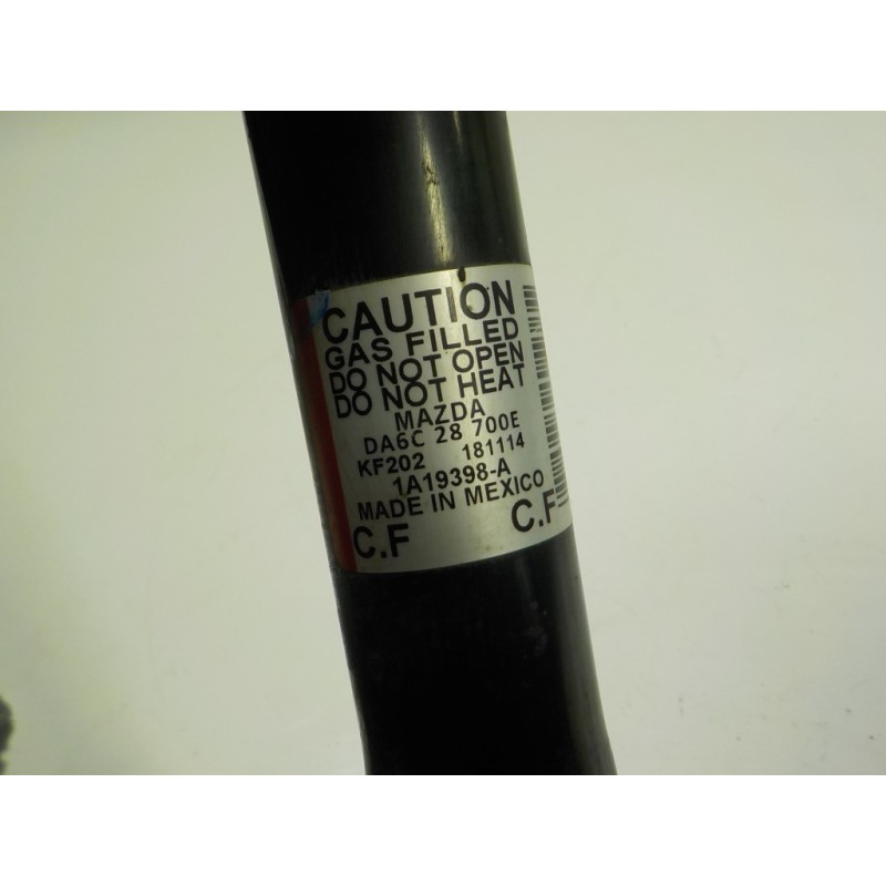 Recambio de amortiguador trasero derecho para mazda 2 lim. () 1.5 16v cat referencia OEM IAM  DA6C28700E 