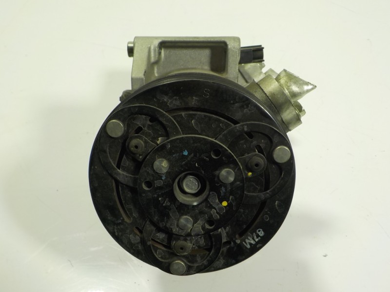 Recambio de compresor aire acondicionado para mazda 2 lim. () 1.5 16v cat referencia OEM IAM  DB5H61450 